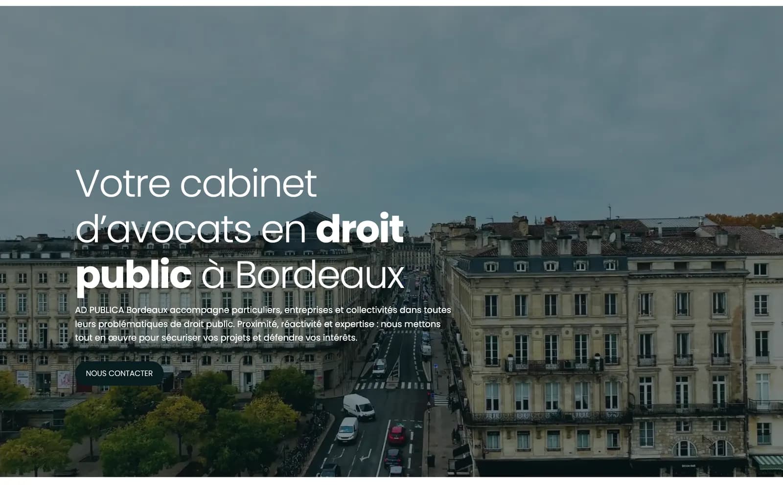 La page Bordeaux : « Votre cabinet d'avocats en droit public à Bordeaux » sur une façade d'immeubles bordelais.