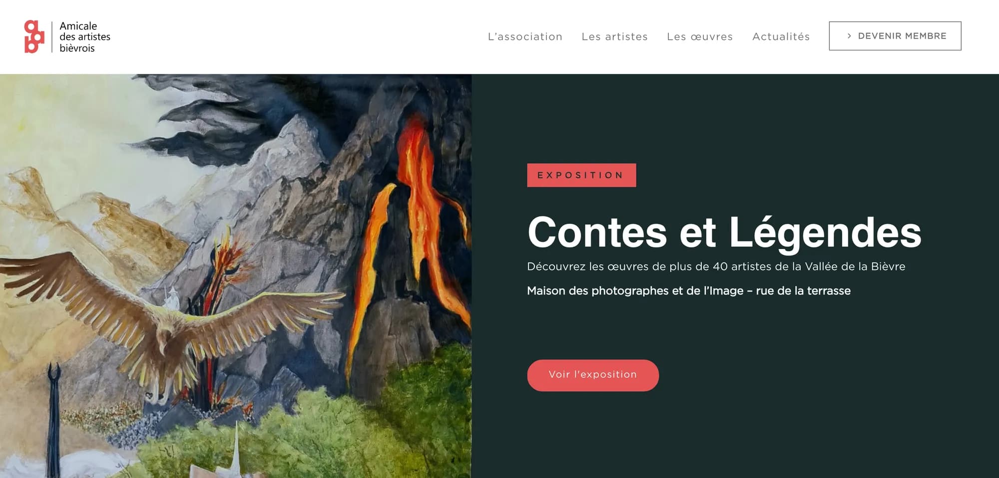 L'accueil du site amicale-artistes-bievrois.fr : à gauche un tableau de l'exposition, un aigle devant des montagnes et une coulée de lave ; à droite, sur fond nuit, l'étiquette Exposition, le titre « Contes et Légendes » et le bouton Voir l'exposition.
